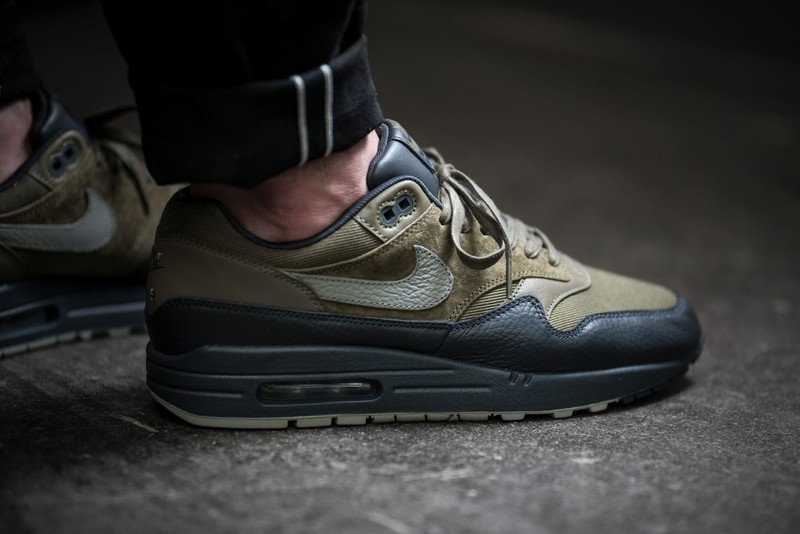 Air max 1 premium cheap dark stucco